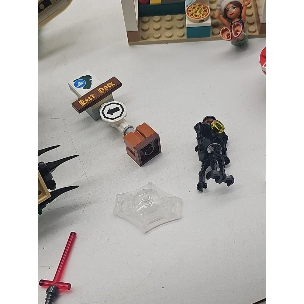 Huge Lego Lot Partial Sets Full Sets Mini Figs Dinosaur Jeep Pizza Booklets